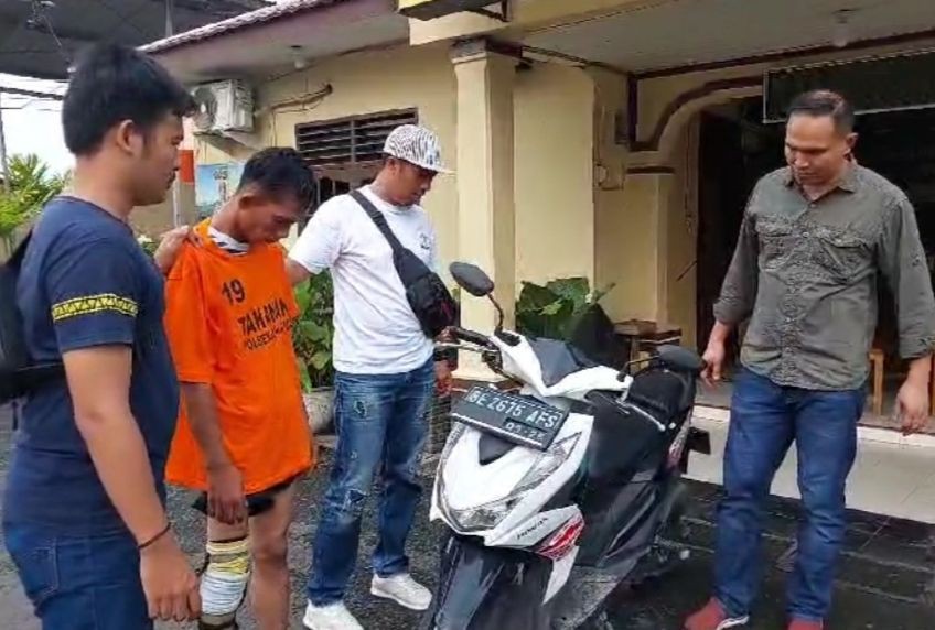 Pakai Kaki Palsu, Bandit Pencuri Motor Bersenpi di Lampung Ditangkap