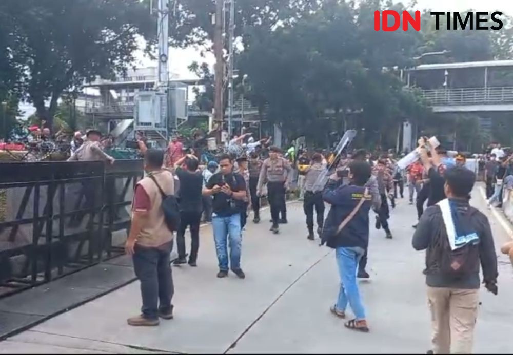 Warga Makassar Hindari Lokasi Ini, Ada Demo Buruh Besar-besaran