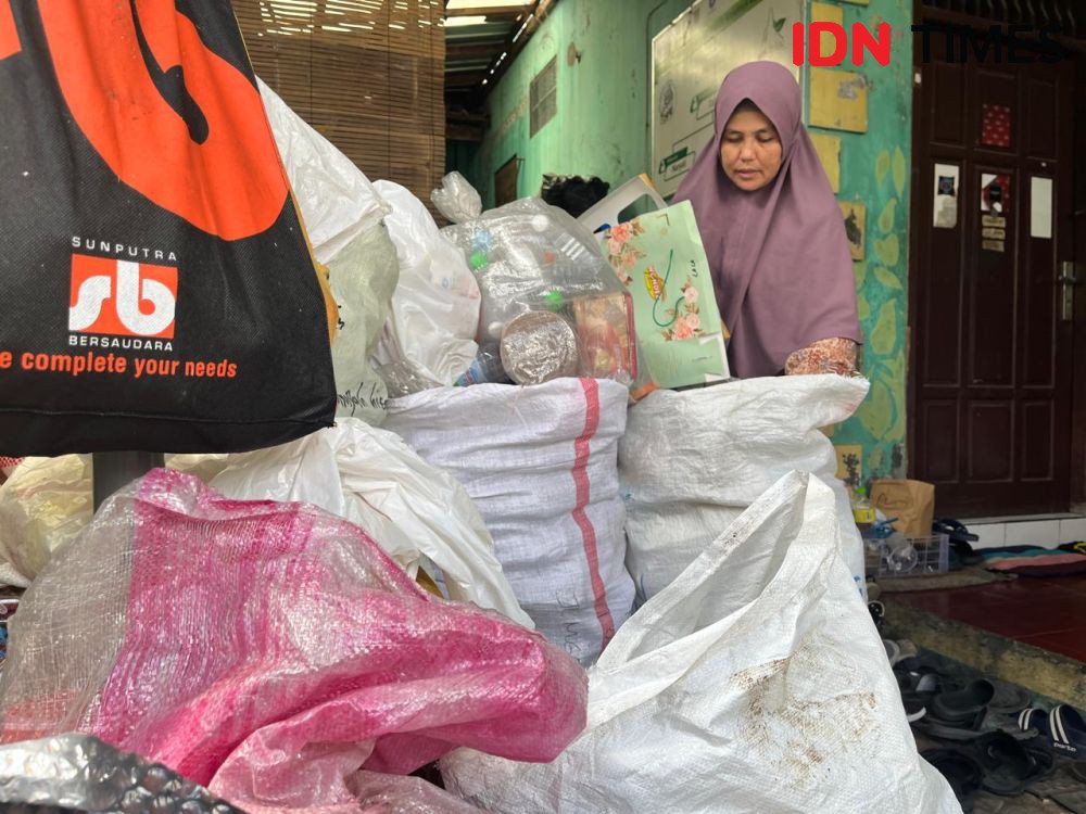 TPS Bakal Dipasangi CCTV dan Ada Tracking Truk Sampah di Semarang 