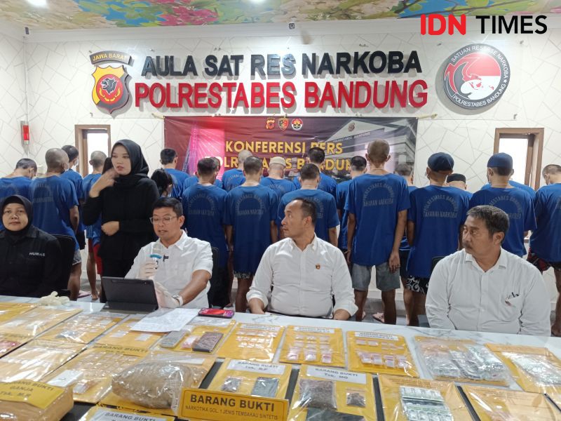 Dua Pengedar Ganja Jaringan Nasional Ditangkap di Kota Bandung 