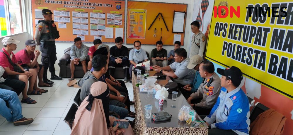Ribuan Penumpang Kapal KM Mutiara Ferindo VII Kelaparan selama 2 Hari