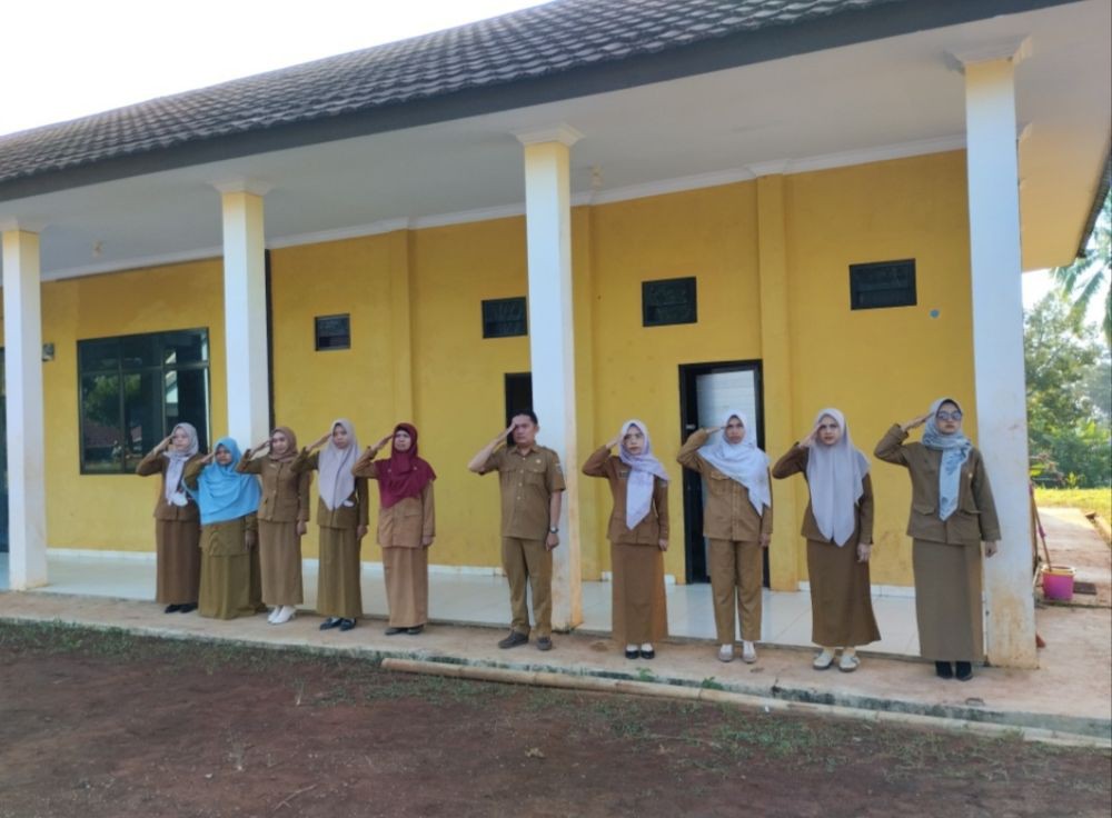 Kisah Lani, Anak Tukang Rongsokan di Lampung Kini Berstatus Guru PPPK