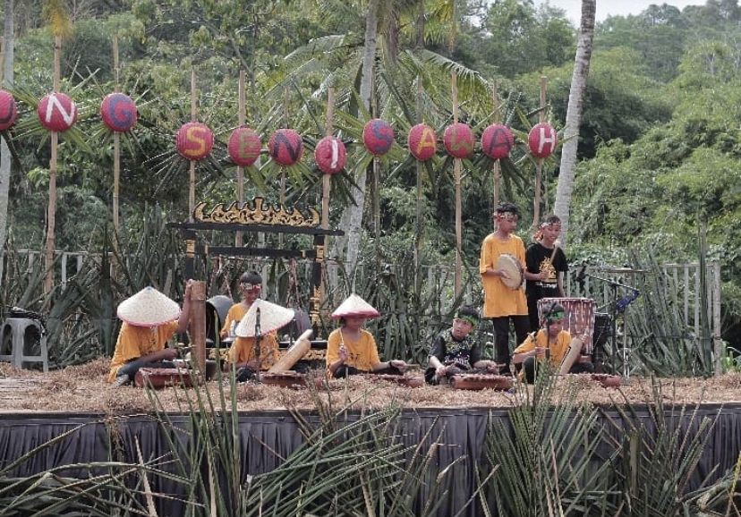 Mengenal Srawung Seni Sawah, Festival Seni Tari dan Musik di Lampung