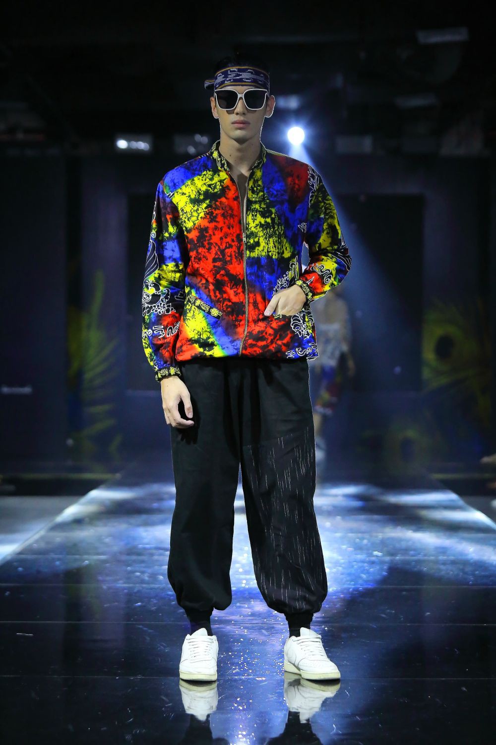 Melestarikan Kain Nusantara dengan Sentuhan Modern ala Zayru Fashion