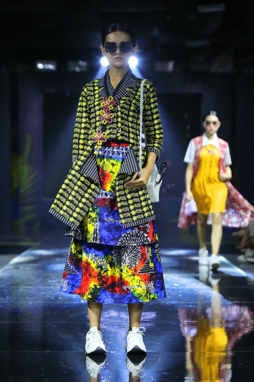 Melestarikan Kain Nusantara dengan Sentuhan Modern ala Zayru Fashion