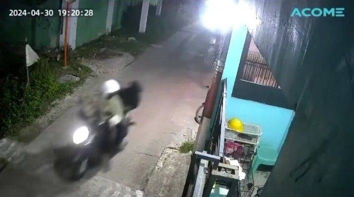 Dua Jambret Di Bekasi Beraksi, Pelaku Terekam CCTV