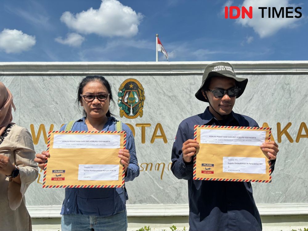 Aktivis Soroti Baliho Pj Wali Kota Yogyakarta Tutup Iklan PBB