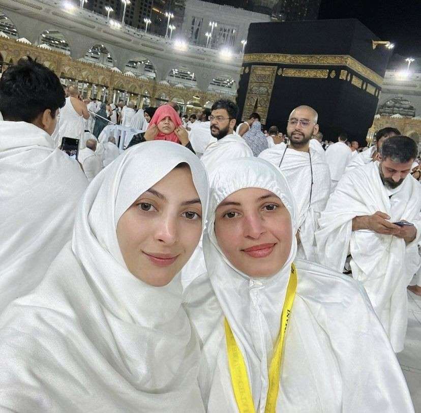 Potret Sarah Keihl Jalani Ibadah Umrah