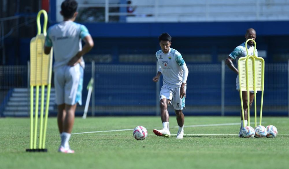 Pemain Persib Perkuat Fisik Jelang Laga Semifinal Lawan Bali United 