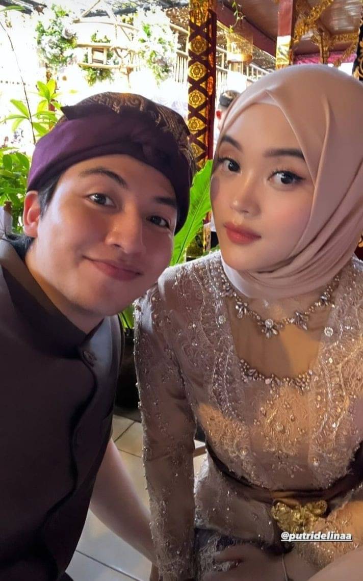 Putri Delina Di Acara Mepamit Mahalini Dan Rizky Febian