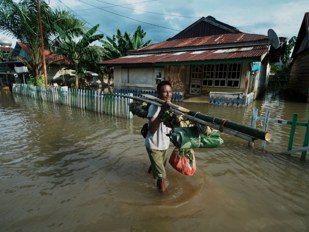 [FOTO] Banjir Bandang Melanda Sejumlah Kecamatan di Konawe Utara