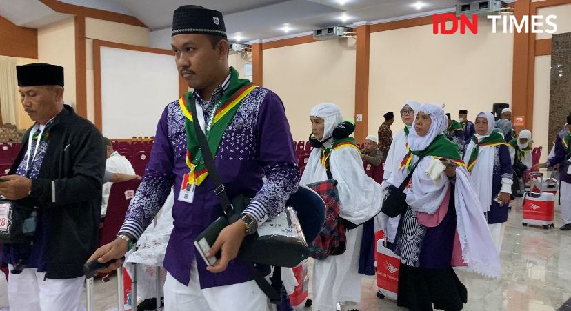 352 Calon Jemaah Haji Kloter 1 asal Asahan Berangkat, Tertua 95 Tahun