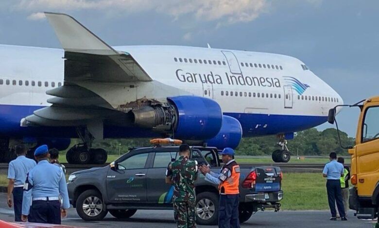 Viral Percikan Api di Mesin Pesawat Garuda Rute Makassar-Madinah