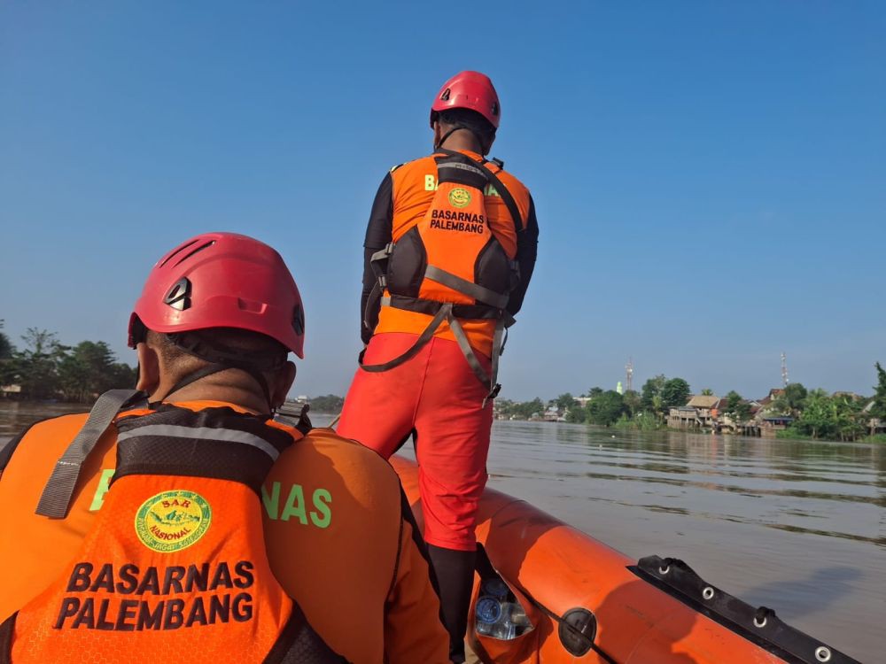 Asyik Berenang di Sungai Ogan, Pedagang Telur Hanyut Tenggelam