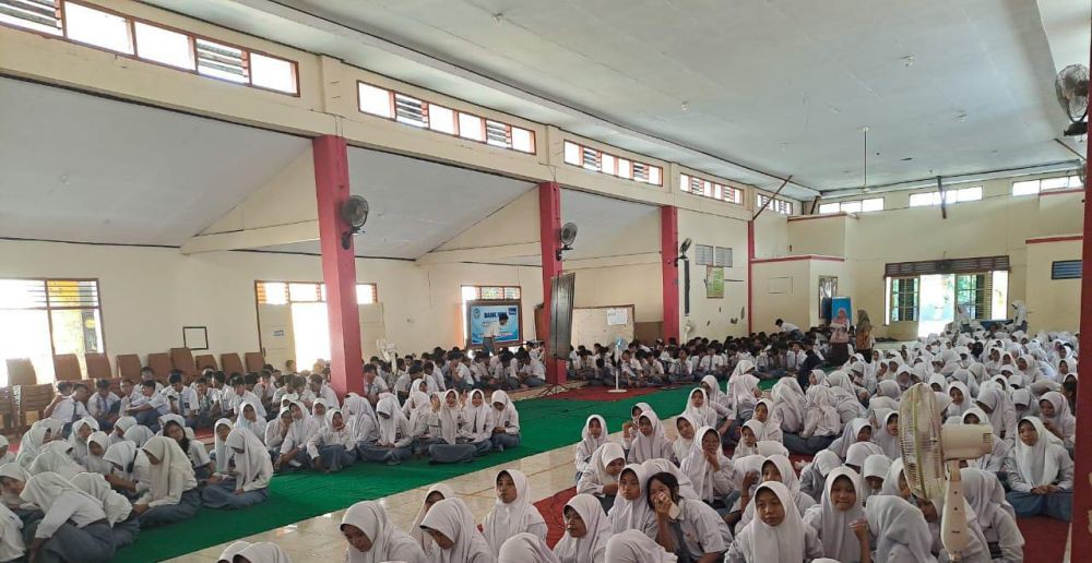 Ribuan Siswa SMP Cilacap Nobar Pendidikan Karakter Gen Z