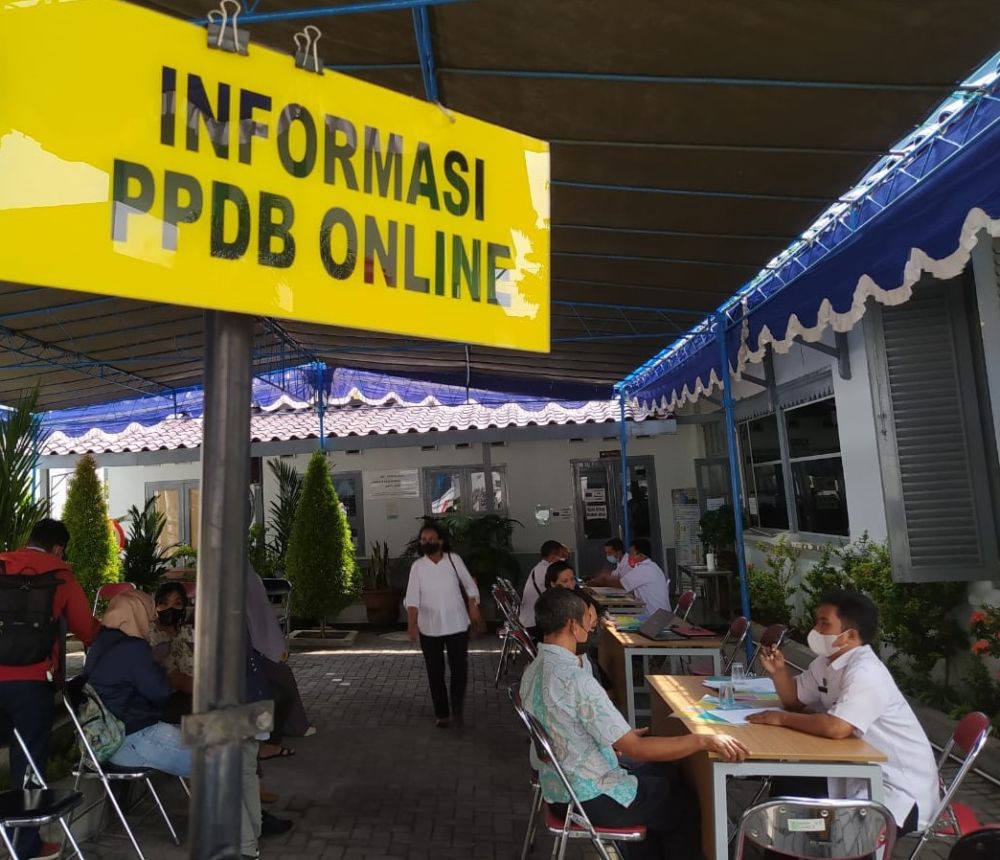 PPDB SMP Makassar: Kuota Jalur Zonasi Terbatas, Ada Jalur Solusi