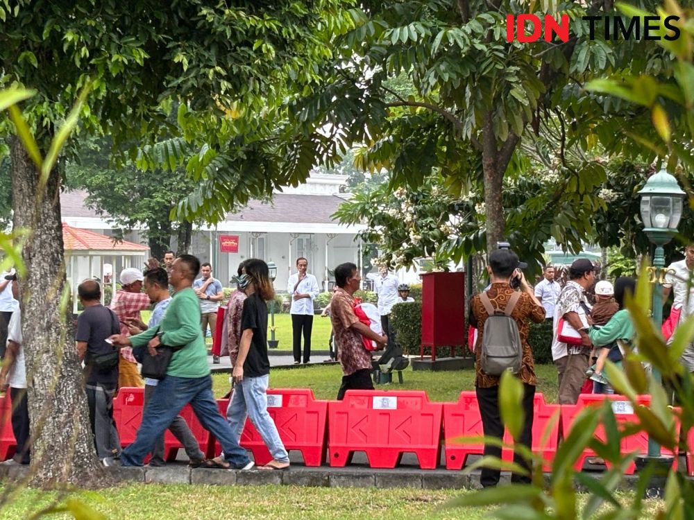 Jokowi Bersepeda Keliling Kota Yogyakarta hingga Makan di Kopi Klotok