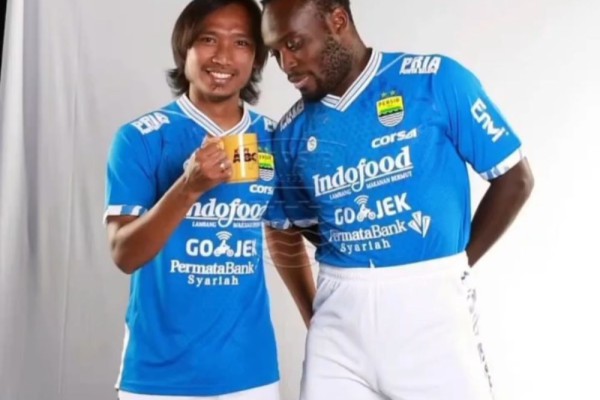 Essien Rayakan Persib Juara Liga 1: Apa Kata Sang Legenda?