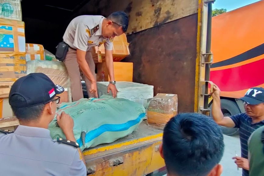 Penampakan 70 Tanduk Kerbau Asal Jambi Disita di Pelabuhan Bakauheni