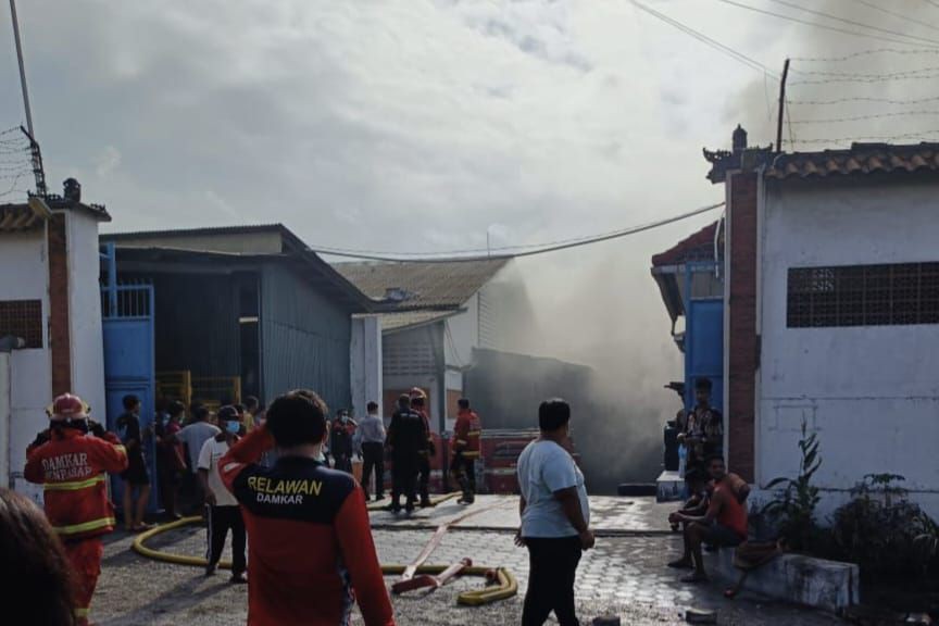 Satu Korban Kebakaran Gudang LPG di Denpasar Meninggal