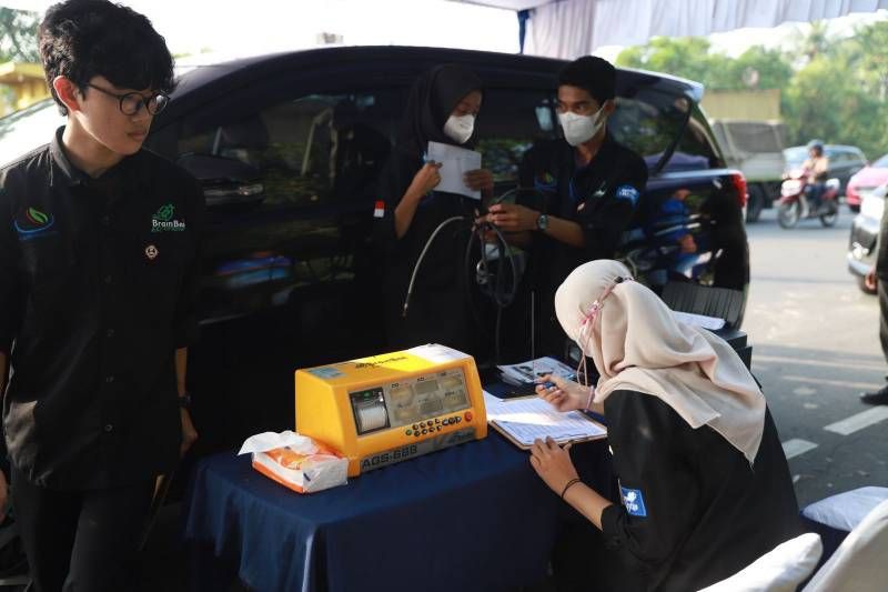 2.000 Kendaraan yang Melintas di Kota Tangerang Jalani Uji Emisi