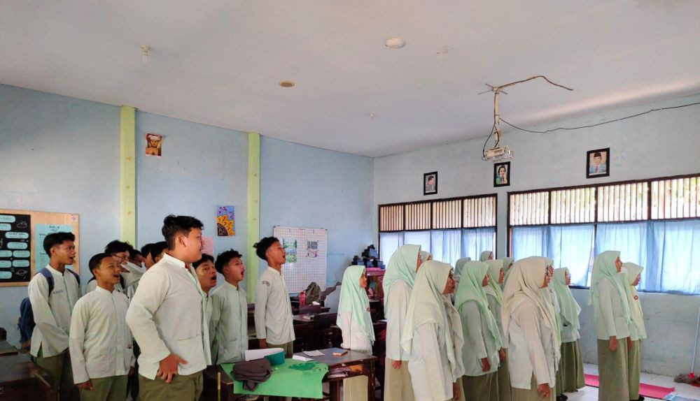 Literasi Digital Siswa SMA Brebes, Bijak Bersosmed Tanpa Cyberbullying