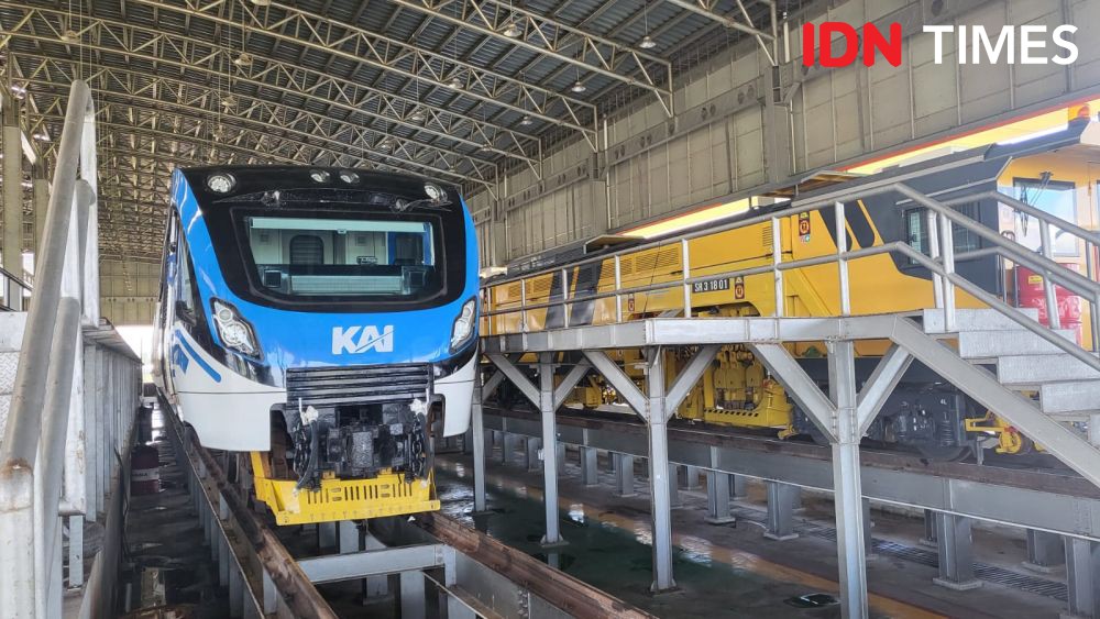 Pemkot Surabaya Pertimbangkan Pengembangan Kereta ART dengan Skema BTS