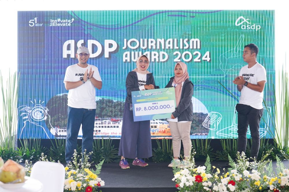 Linggauni Jurnalis IDN Times Juara Favorit ASDP Journalism Awards 2024