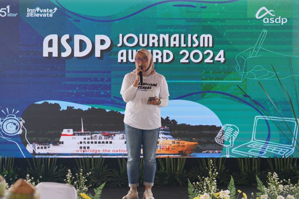 Linggauni Jurnalis IDN Times Juara Favorit ASDP Journalism Awards 2024