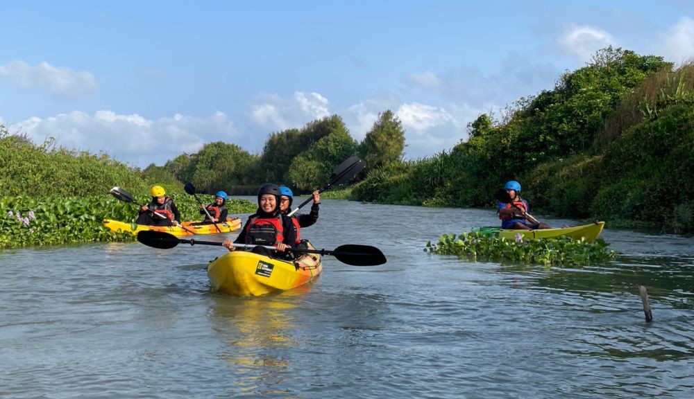 Laguna Pengklik Tawarkan Wisata Kano Susuri Hutan Mangrove