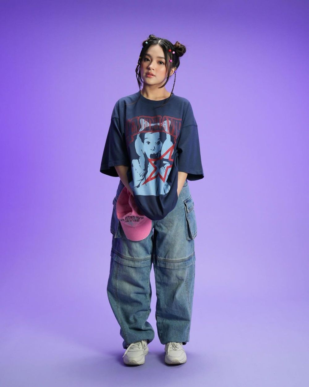 7 Daily Outfit ala Elsa Japasal, Gaya Energik nan Imut