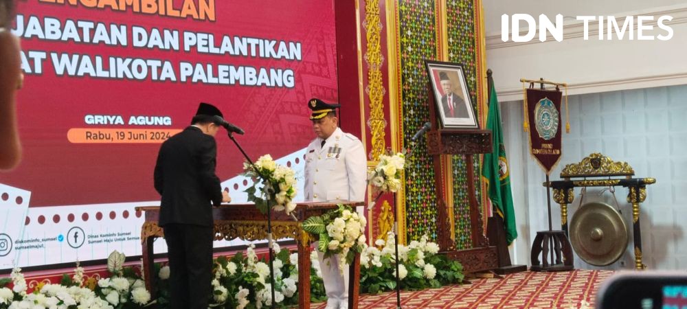 Pj Wako Palembang Ucok Abdul Rauf Janjikan Penerangan di Pasar 16 Ilir