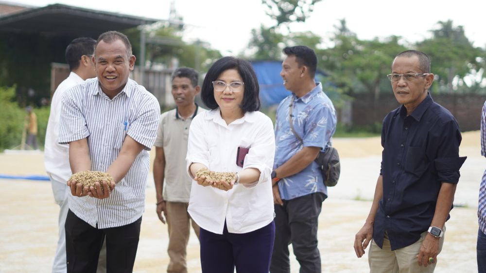 Distribusi Bantuan Pangan Perum Bulog Positif Bagi Ketahanan Pangan