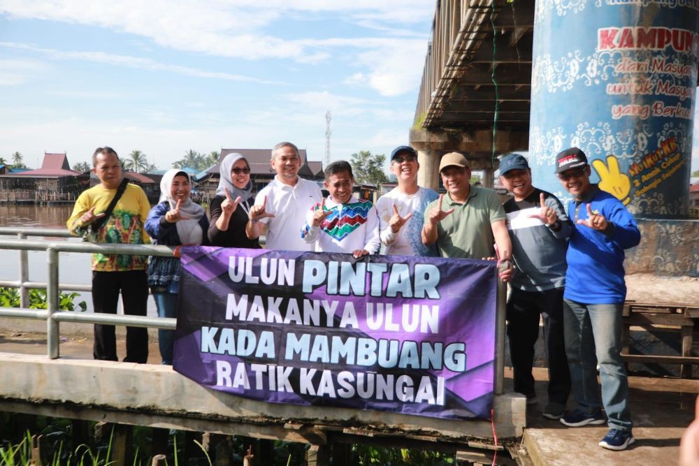 Warga Banjarmasin Perangi Sampah dalam Peringatan Hari LH Sedunia