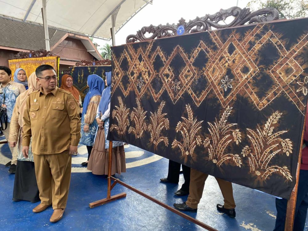 Pengrajin Adu Kreativitas dalam Lomba Motif Sasirangan di Banjarmasin