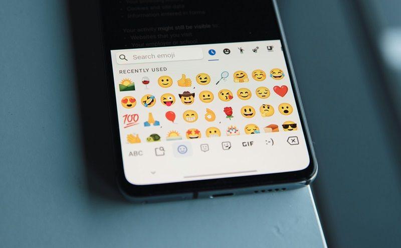 60 Arti Emoji WA yang Paling Sering Dipakai, Mana Favoritmu?