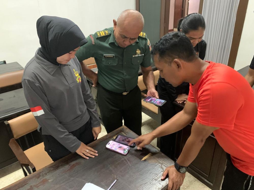 Hentikan Judi Online, Aplikasi HP Prajurit TNI di Semarang Dicek