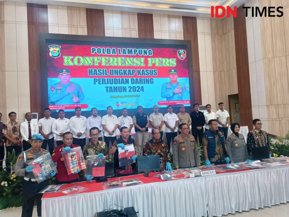 Pemain dan Selebgram, 46 Tersangka Judi Online Digulung Polda Lampung