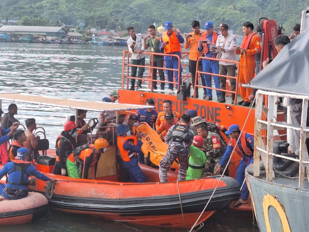 Kronologis Lengkap Tenggelamnya Kapal Wisata ke Mursala Tapteng