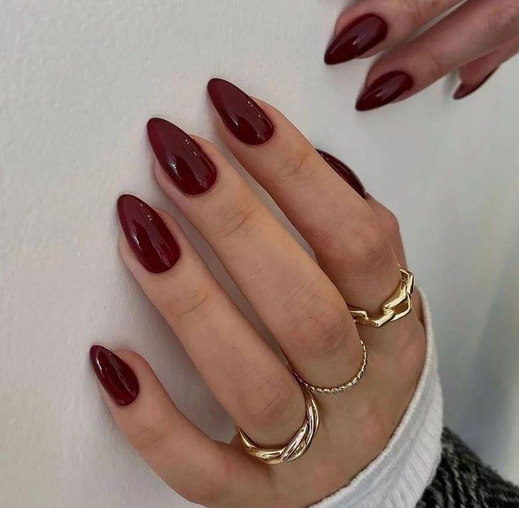 Inspirasi Nail Art Maroon