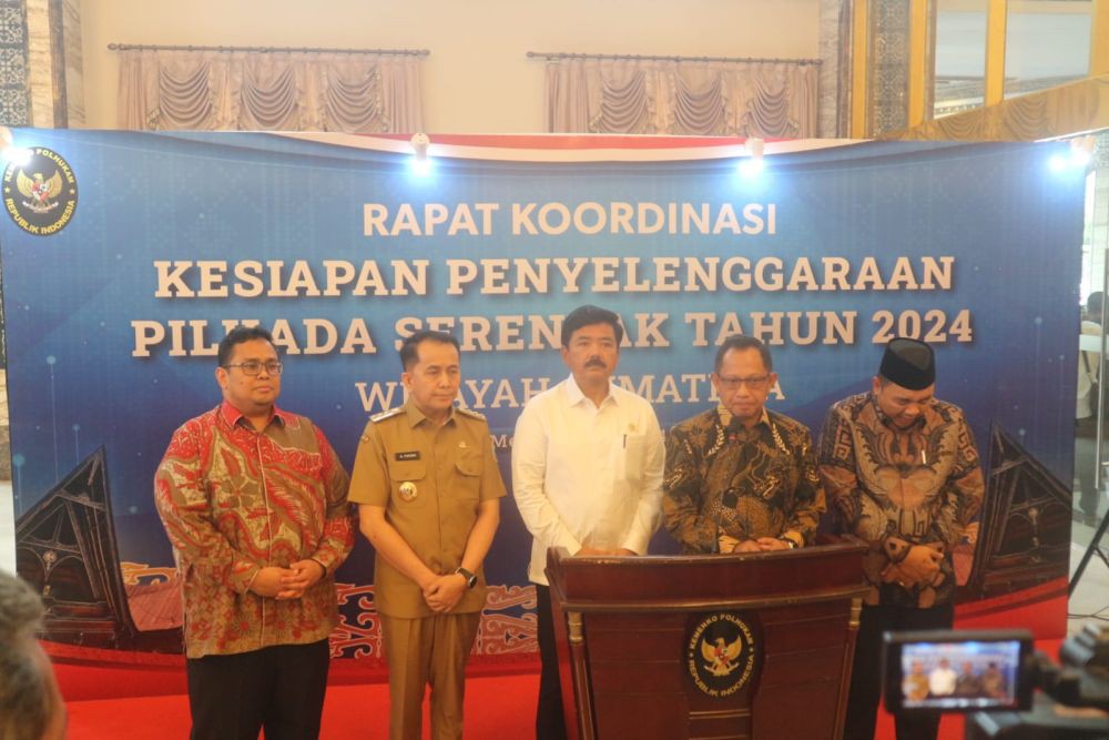 Menko Hadi Minta BSSN dan Kominfo Kawal Keamanan Siber Hadapi Pilkada