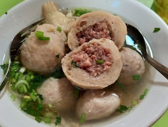 Rekomendasi Bakso Urat Hidden Gem Enak di Lampung!