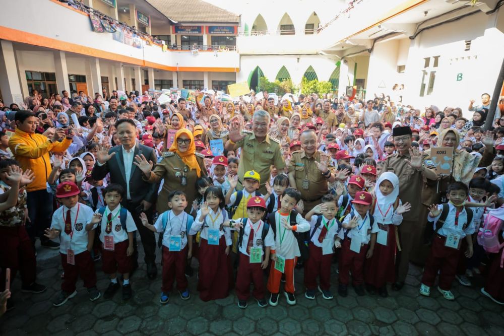 Hari Pertama Sekolah, Kegiatan MPLS Harus Menyenangkan bagi Siswa Baru