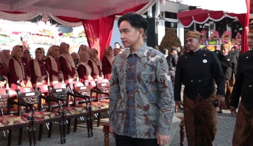 Dikabarkan Mundur dari Wali Kota Solo, Gibran Masih Bungkam