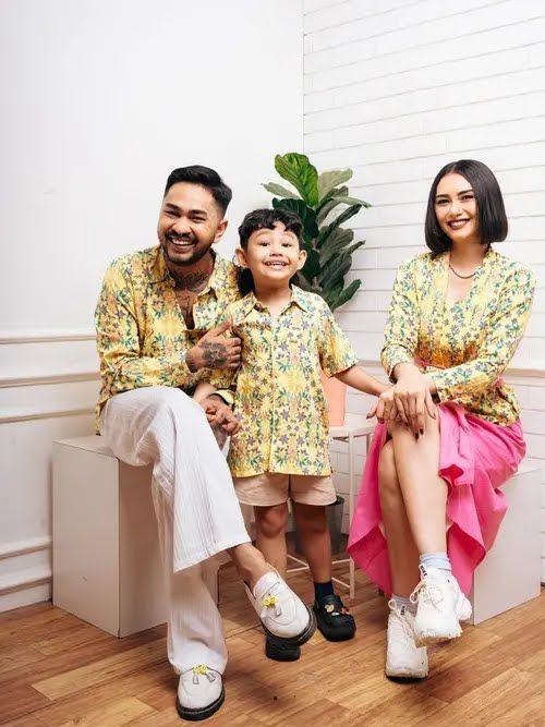 Momen Hangat Keluarga Onad dan Beby Leonardo