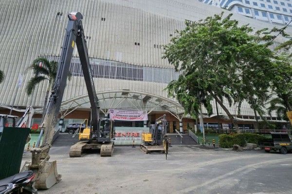 Bobby Minta Mal Centre Point Dikosongkan dan akan Dirobohkan