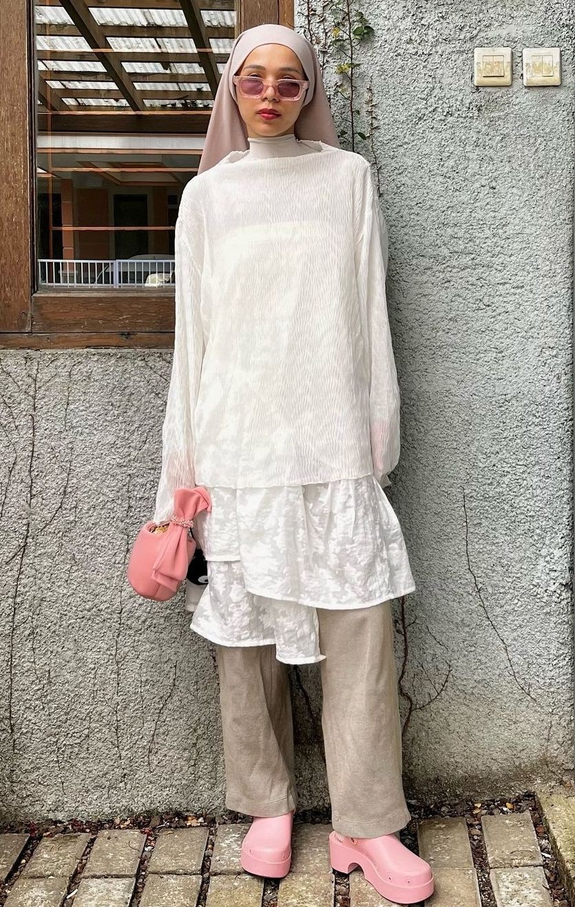 ala nadia nude 10 Padu Padan OOTD Lace ala Hijaber Nadia Elok, Nyentrik!