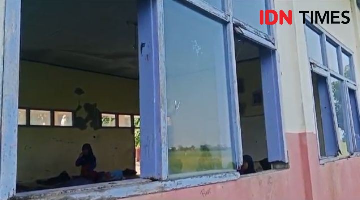 Ruang Kelas Rusak, Kondisi Memprihatinkan SDN Ligung Majalengka 