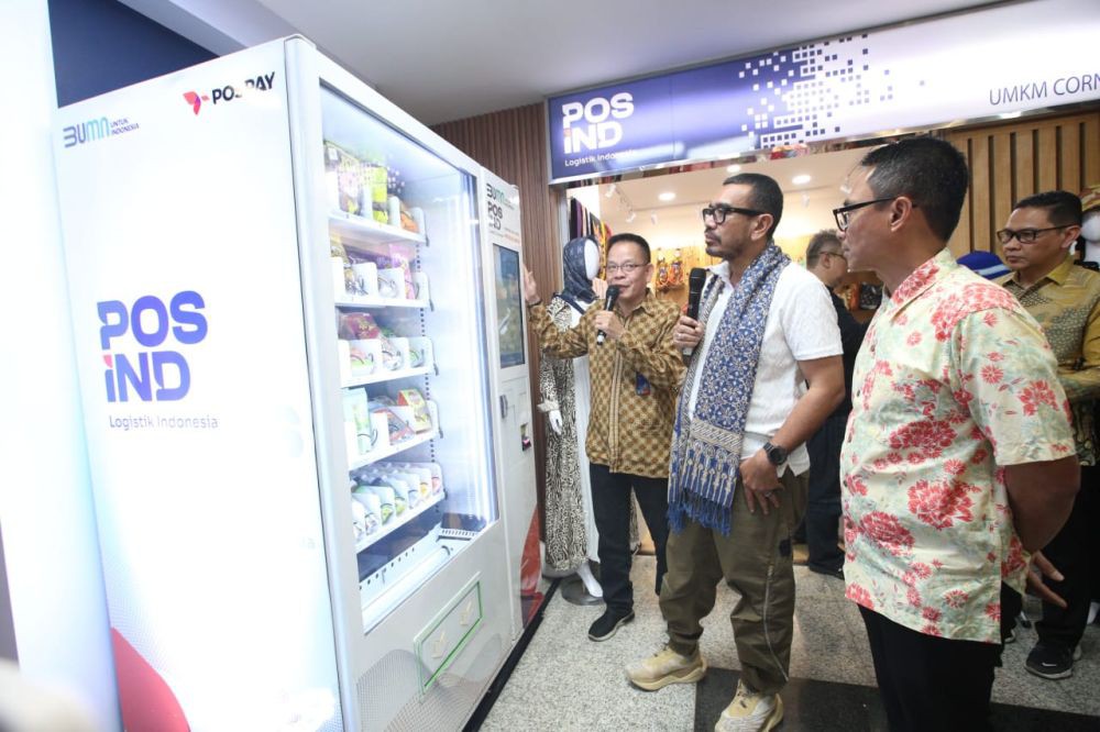 Komitmen Goes Green, PosIND Resmikan Sentra Layanan Logistik Otomasi di Jakarta