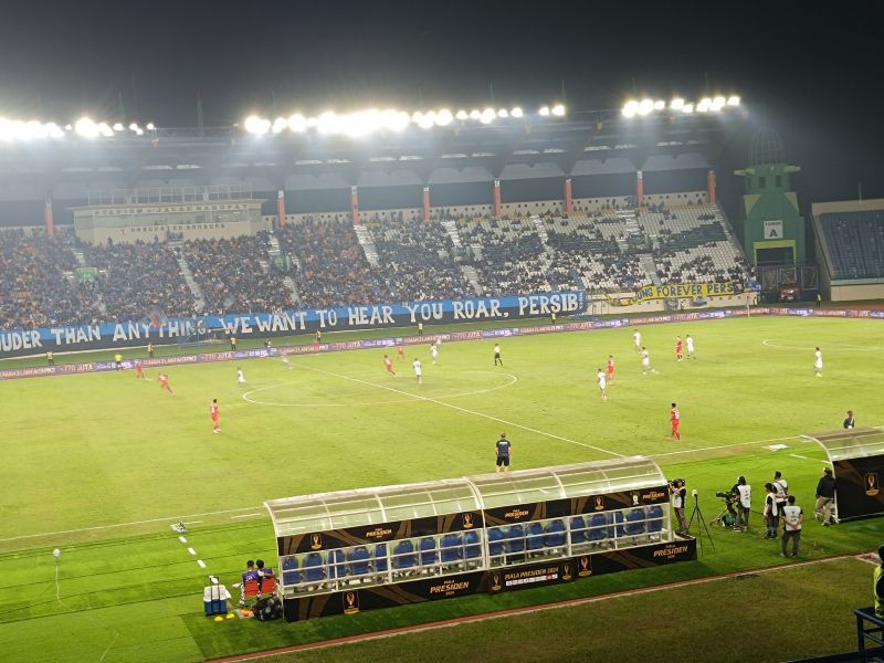 Pelatih Persis Minta Pemain Lebih Santai Kala Bermain Lawan Persib 